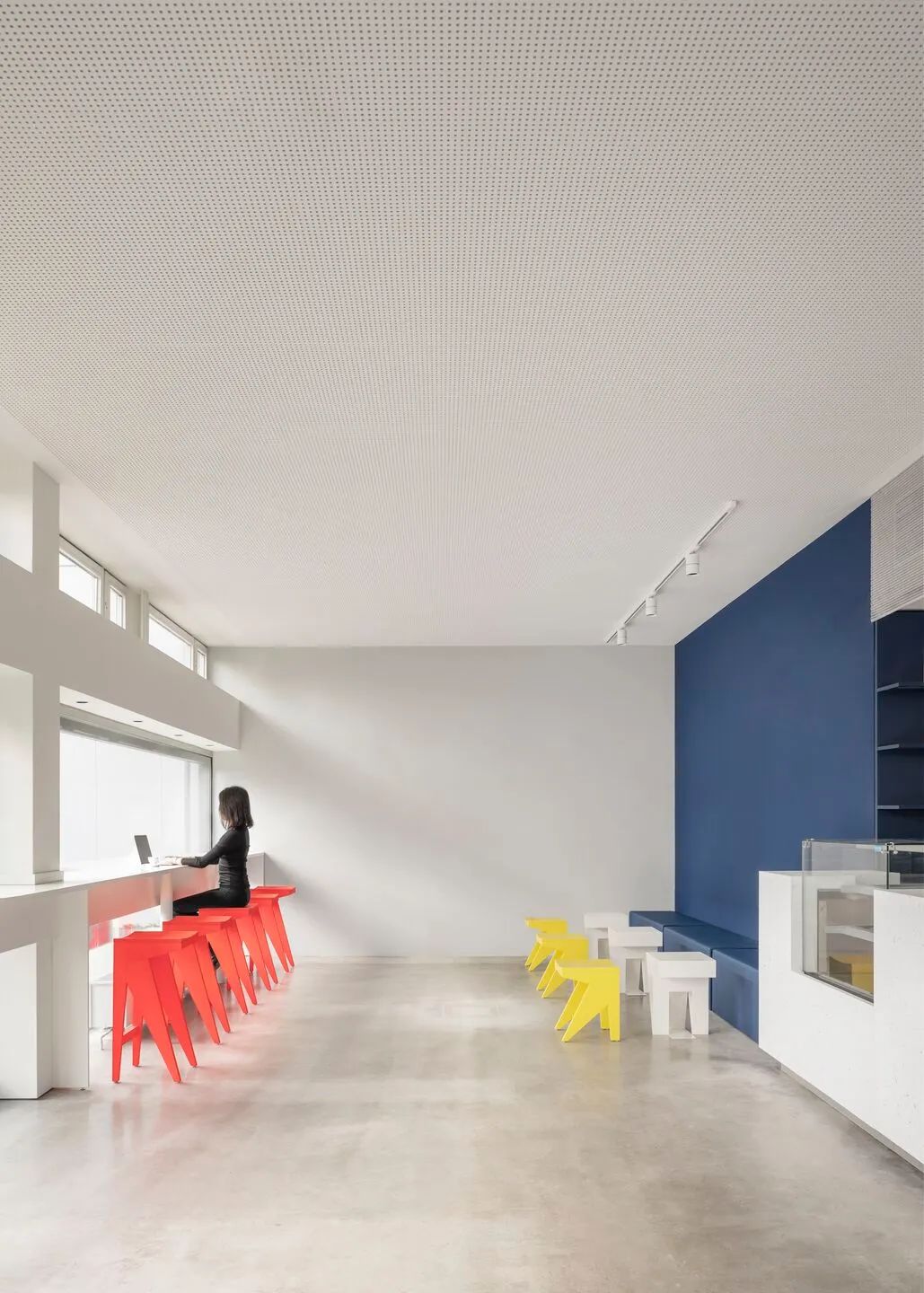 简约咖啡店设计丨德国柏林丨Kinzo-18