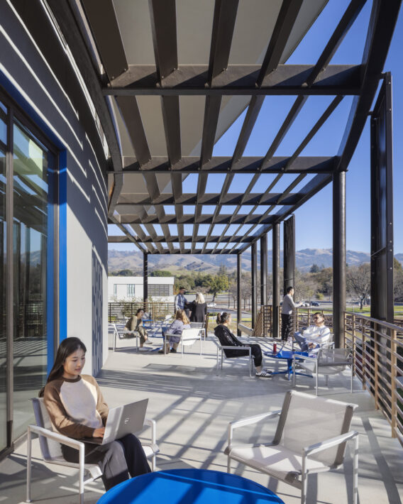 Evergreen Valley College: General Education + Engineering Building - Perkins Eastman-2