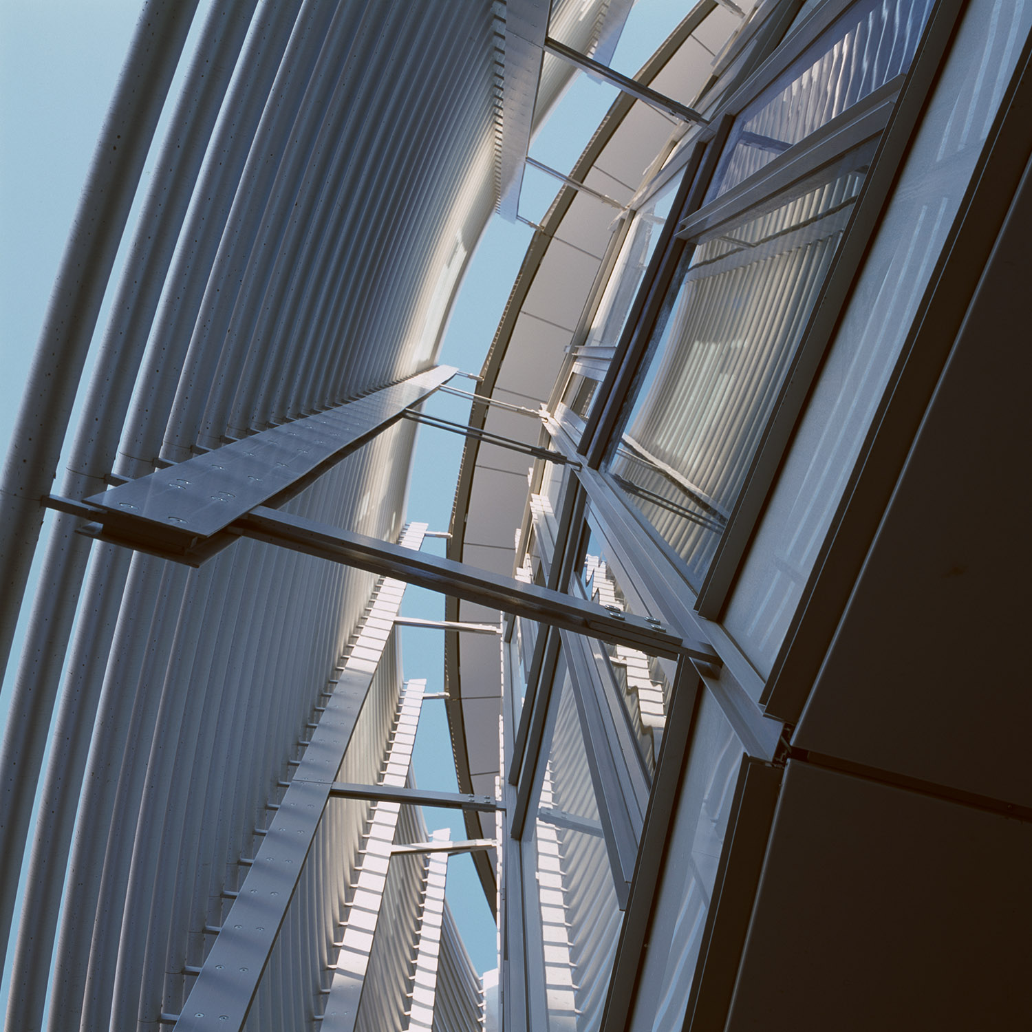 
                    Bath Spa Railway Station & Transport Interchange
                -3