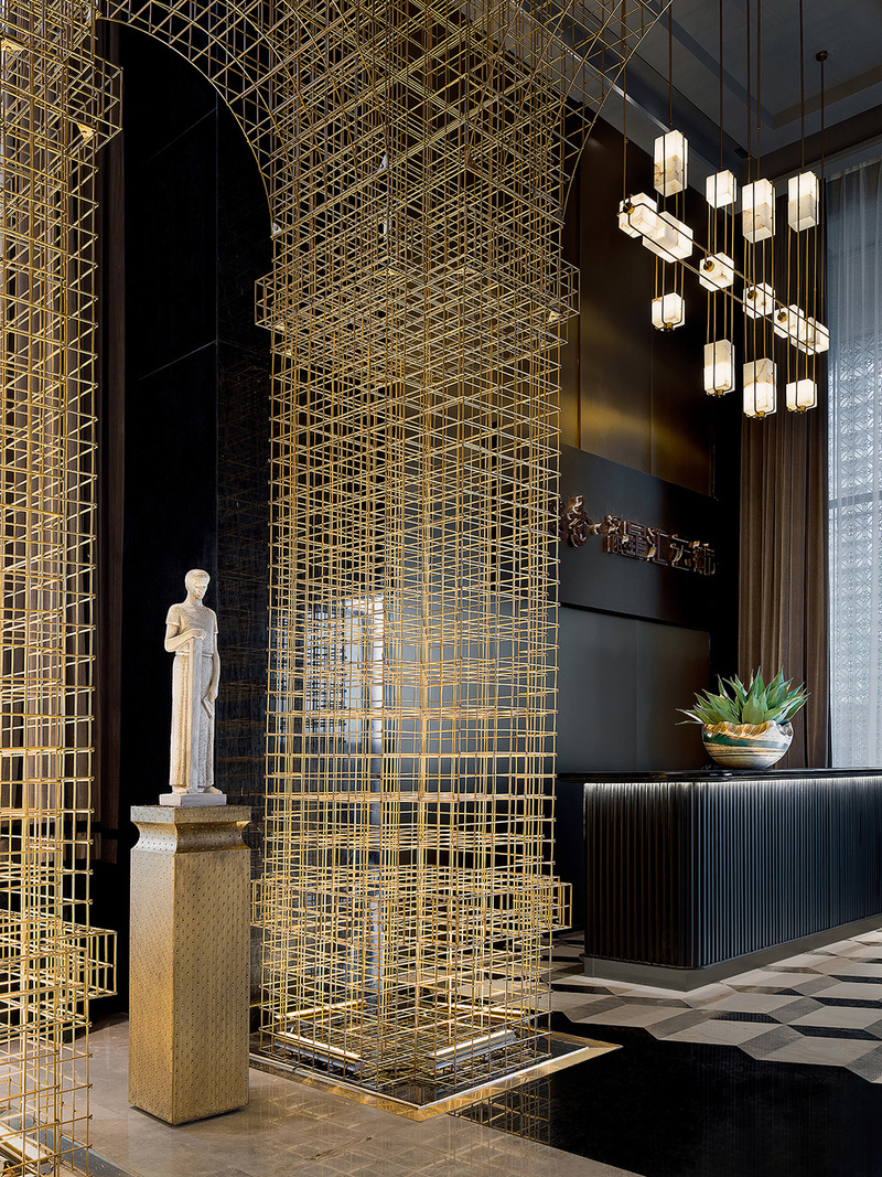 武汉越秀星云销售中心 | 复古摩登空间艺术呈现-10