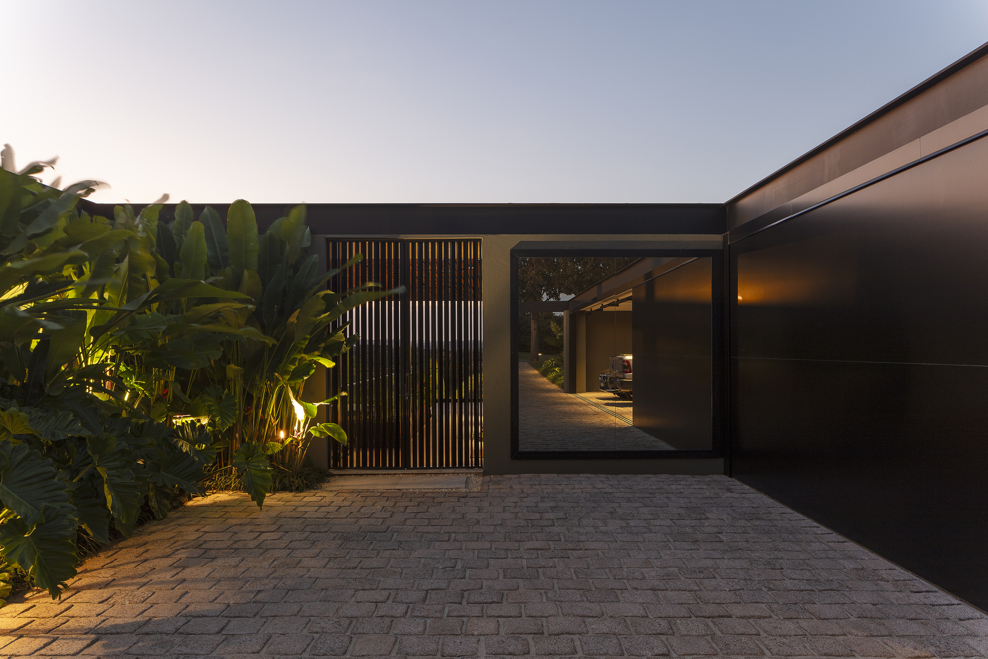 巴罗内扎 MDG 之家丨巴西丨Gálvez & Márton Arquitetura-33