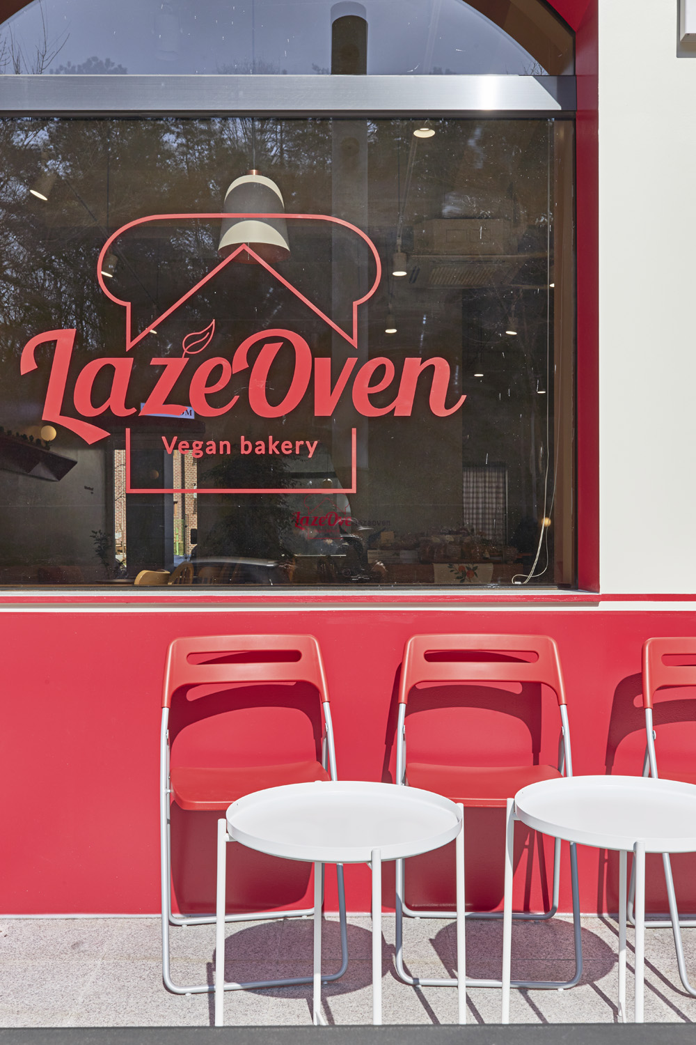 魅力无限的白色木纹 | 莱兹奥凡的 22 平米小型咖啡厅设计-24