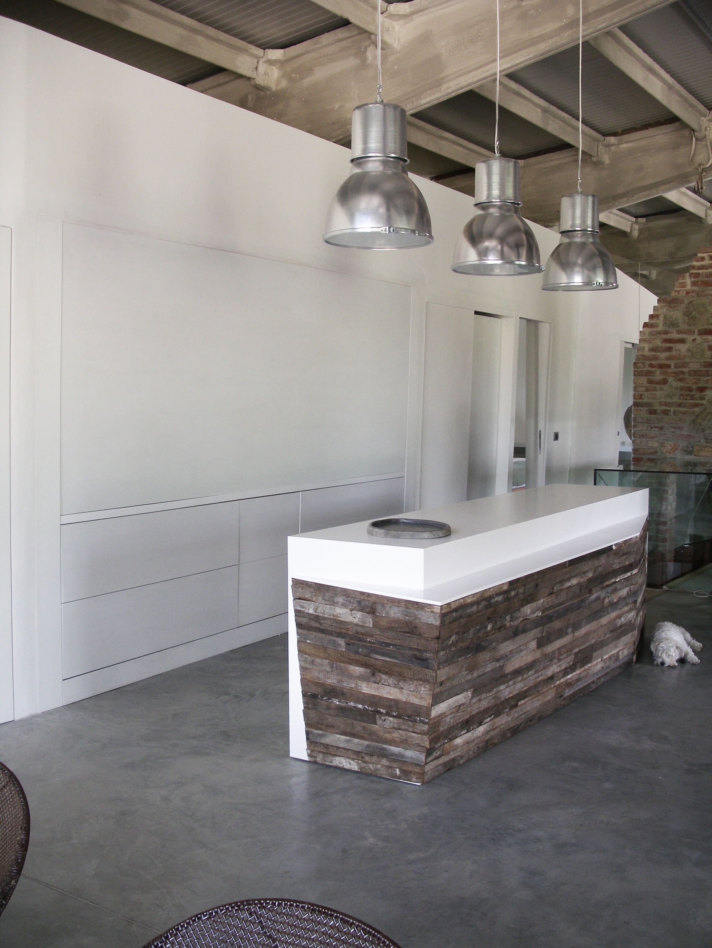 与相邻的相连-43