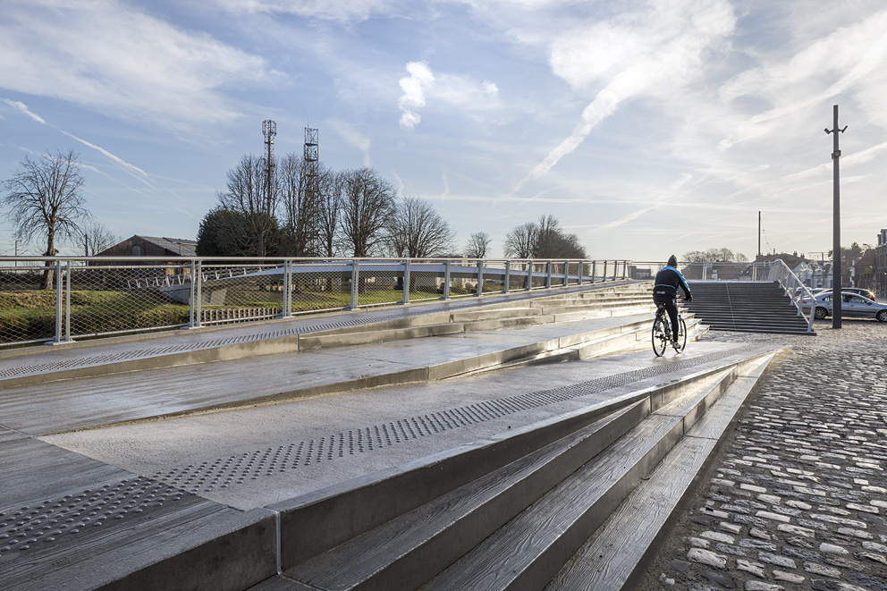 A line in the landscape | DVVD-18