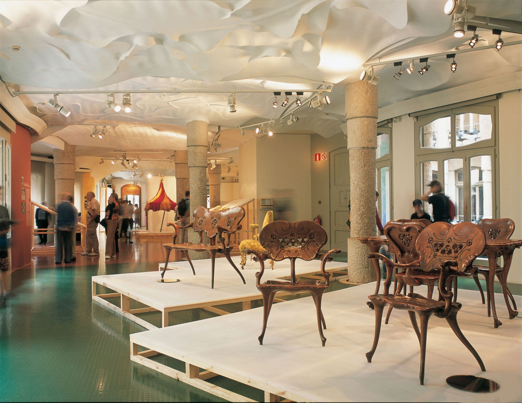 GAUDÍ,ARTE Y DISEÑO展览丨emiliana design studio + Cesc Solà-6