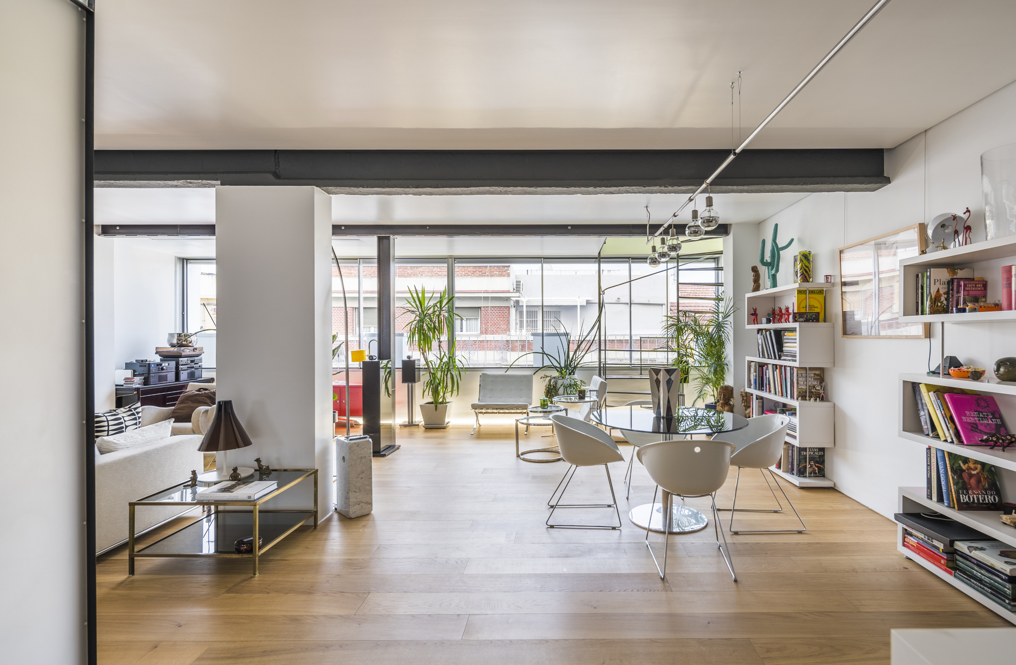 50 年代建筑翻新公寓，打造无界限空间-14