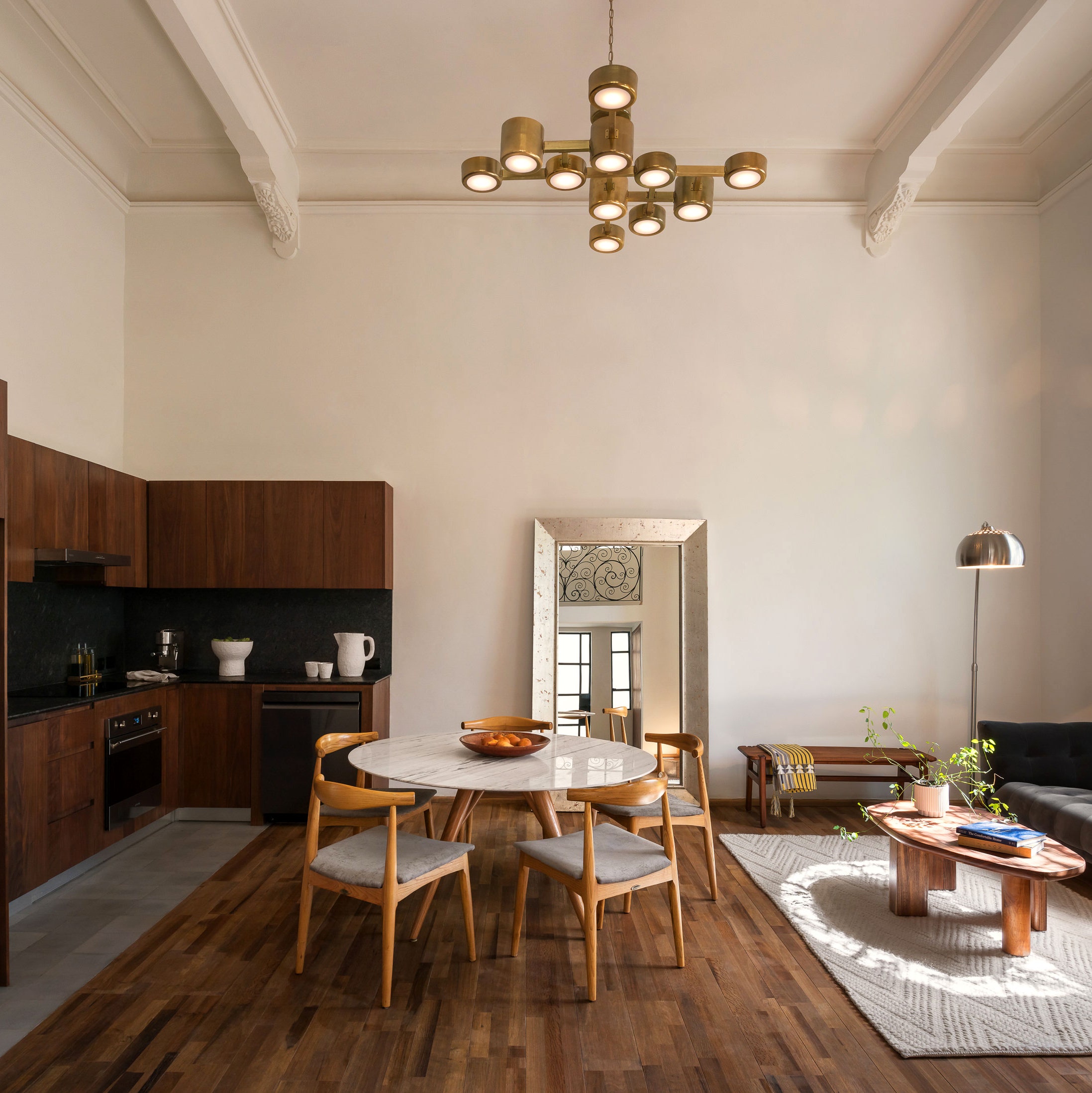 墨西哥城 Aguascalientes 83 | 新旧融合的优雅住宅设计-0