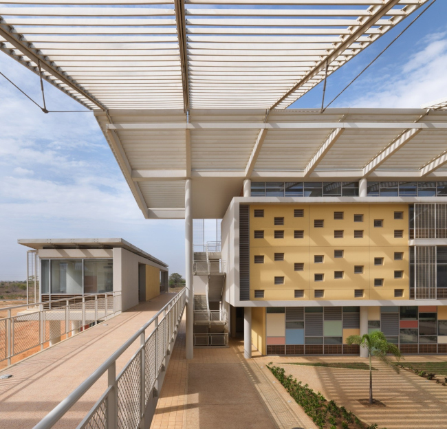 阿戈斯蒂纽·内图大学校园建设项目丨安哥拉罗安达丨Perkins+Will-37