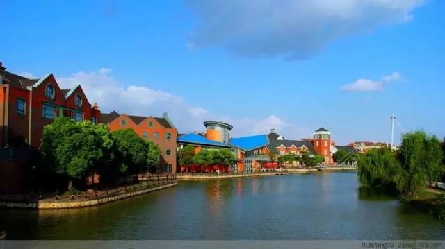 今夜带着梦想“浪”在上海最豪主题酒店！！-22