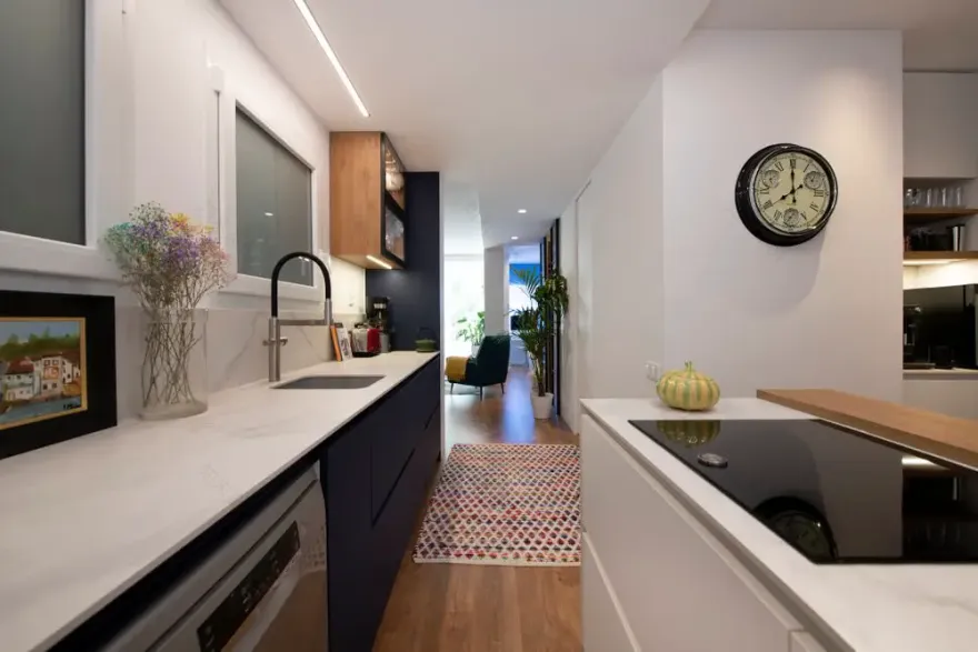 旋转电视打造活力空间 | 54m2 公寓的巧妙设计-8