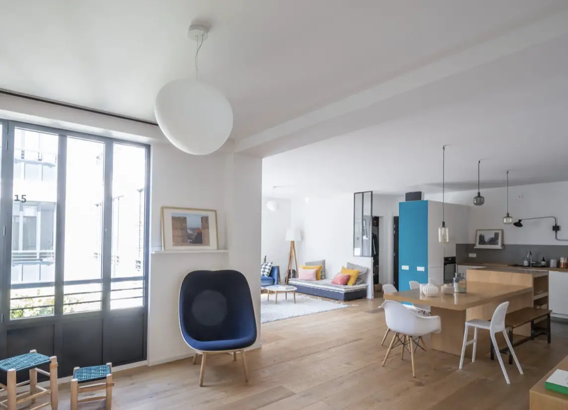 巴黎彩色家庭公寓设计-7