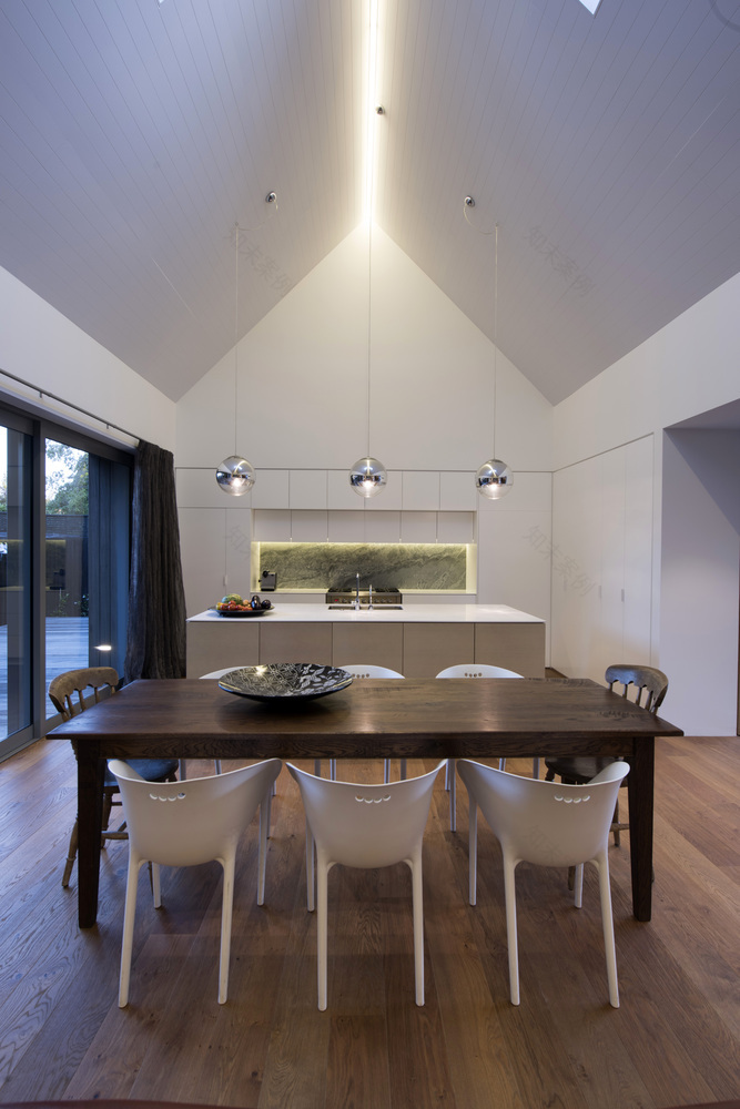 克赖斯特彻奇农舍改造 | 轻质雪松与玻璃画廊的现代演绎-45