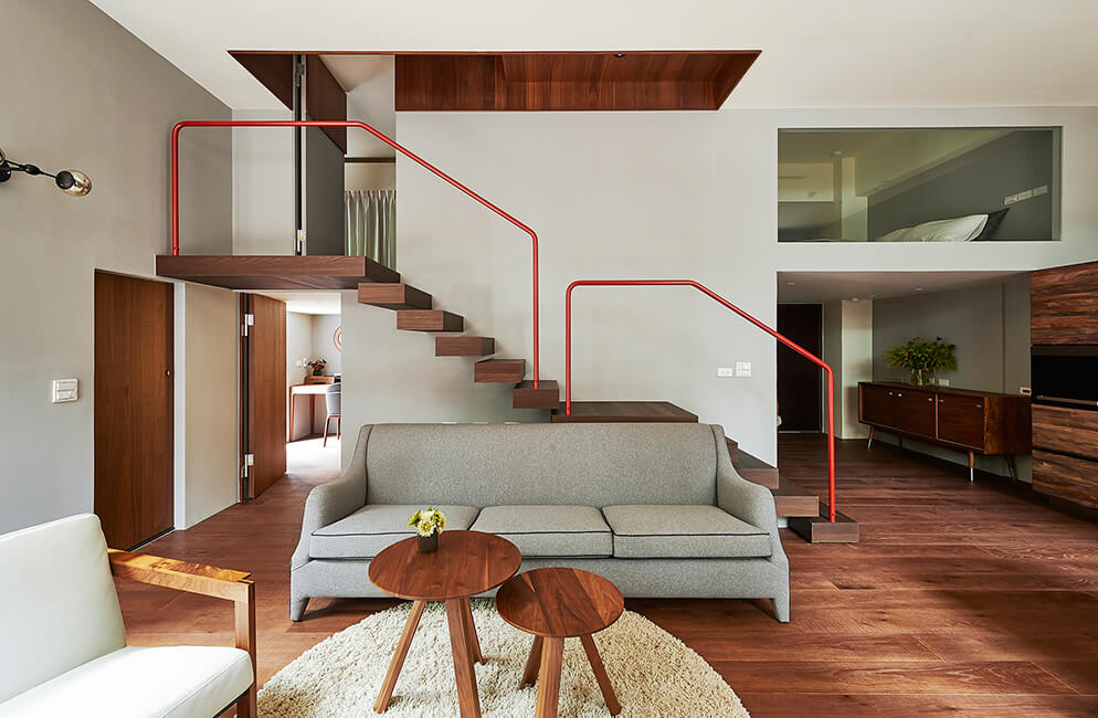 金属木质 loft，现代复式住宅空间设计-5