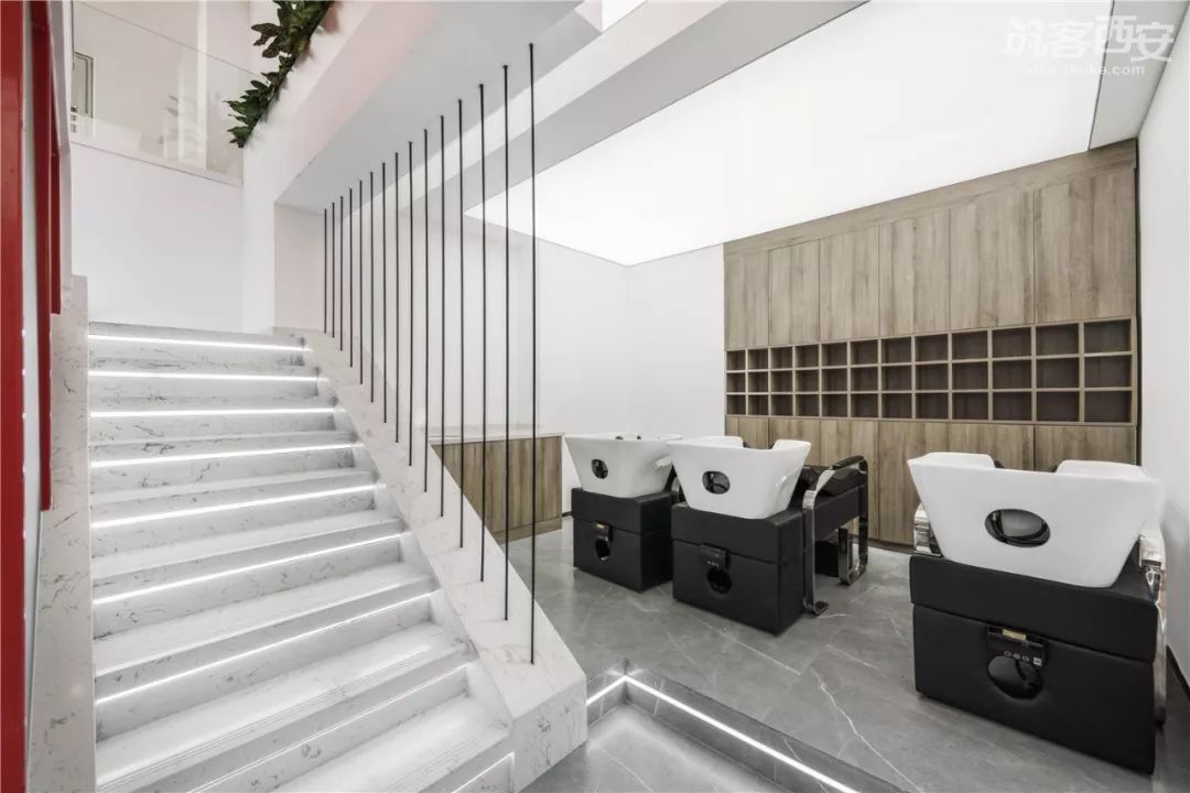 西安 T11 商圈的时尚美发空间 | 打破层高限制,展现极致设计魅力-50