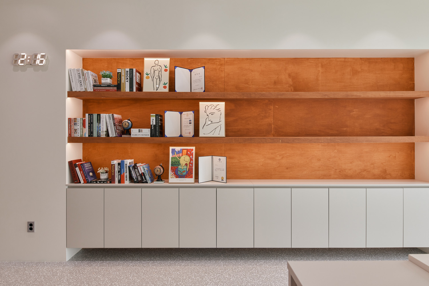 "白色极简，17 平米小空间的华丽转身"-13