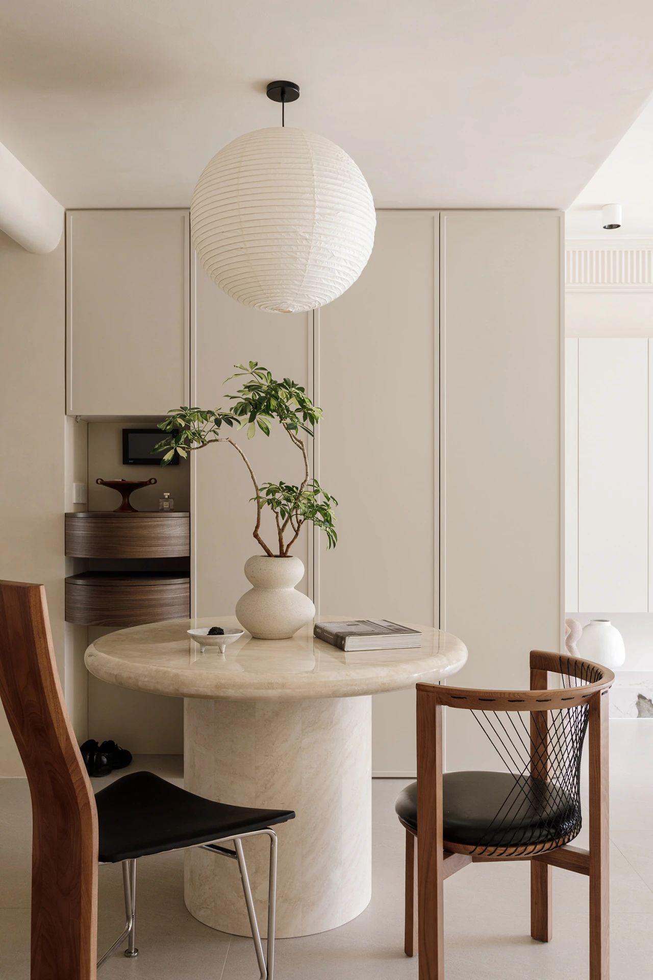 线面布局，石材联动 | 年轻人的婚房也讲究“打破重组”-23