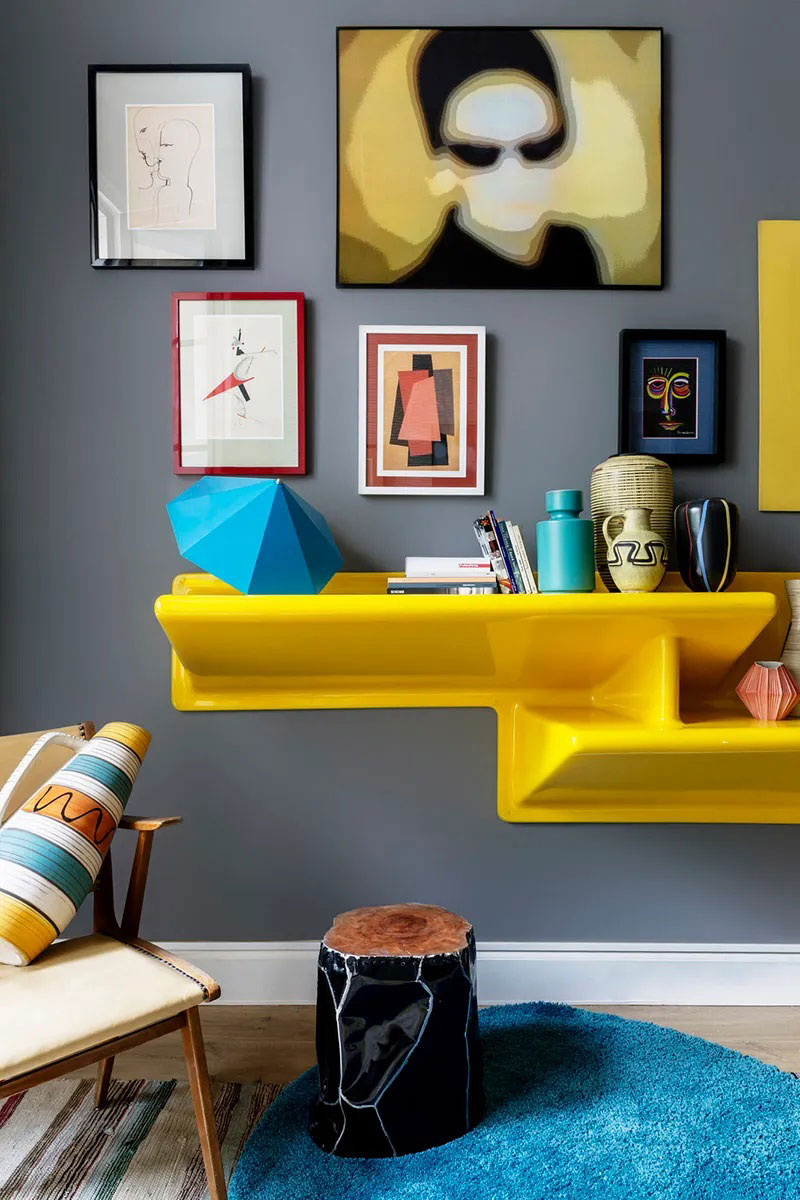 巴塞罗那现代主义建筑中小公寓的鲜艳设计-5