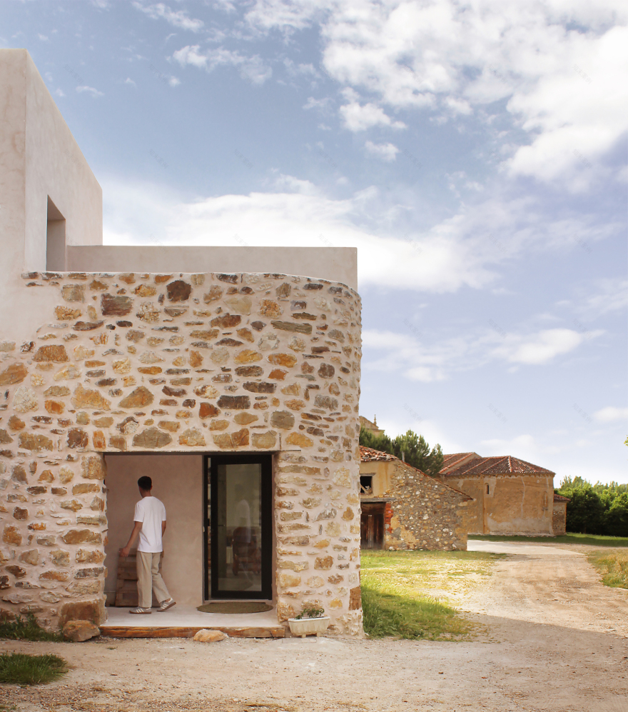 Emptied House – Seasonal Refuge in Soto de Sepúlveda, Segovia / estudio veintidós-11