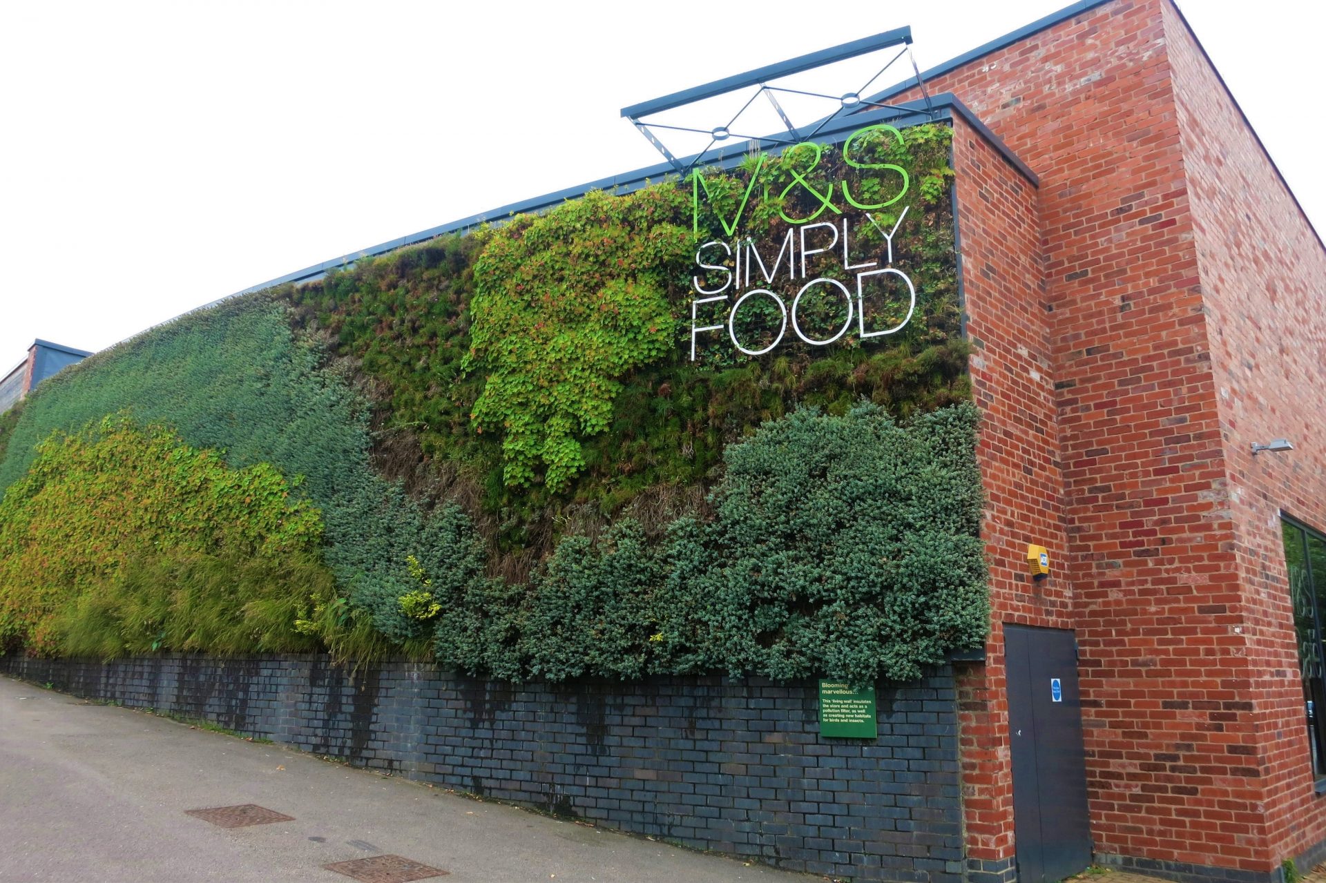 英国玛莎百货可持续建筑项目丨英国谢菲尔德丨Lewis and Hickey-1