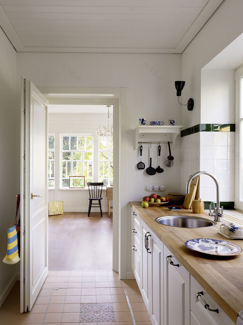 莫斯科附近的灵魂夏日度假小屋-9