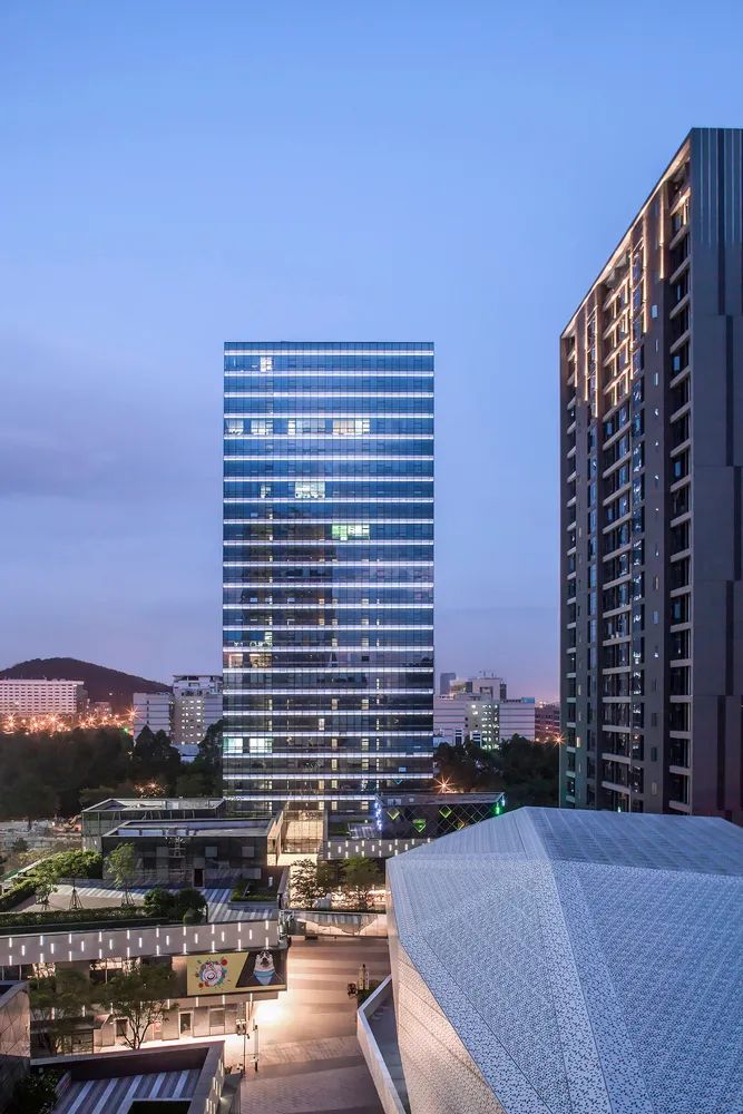 广州萝岗绿地中央广场 | 多维空间,丰富城市内涵-13