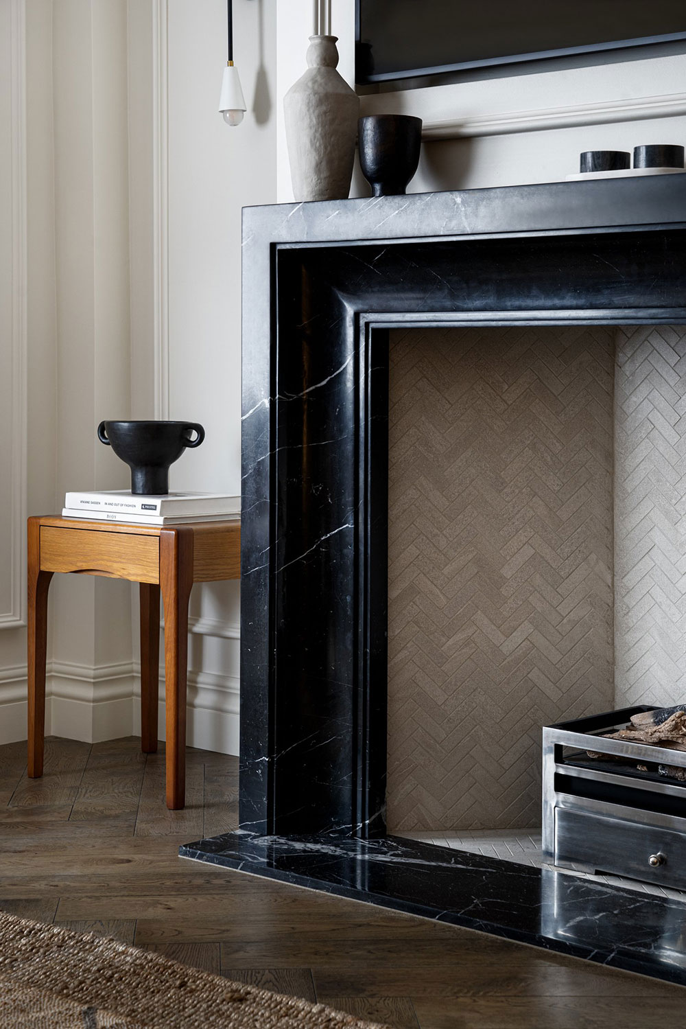 伦敦 Mayfair 区优雅现代公寓设计-4