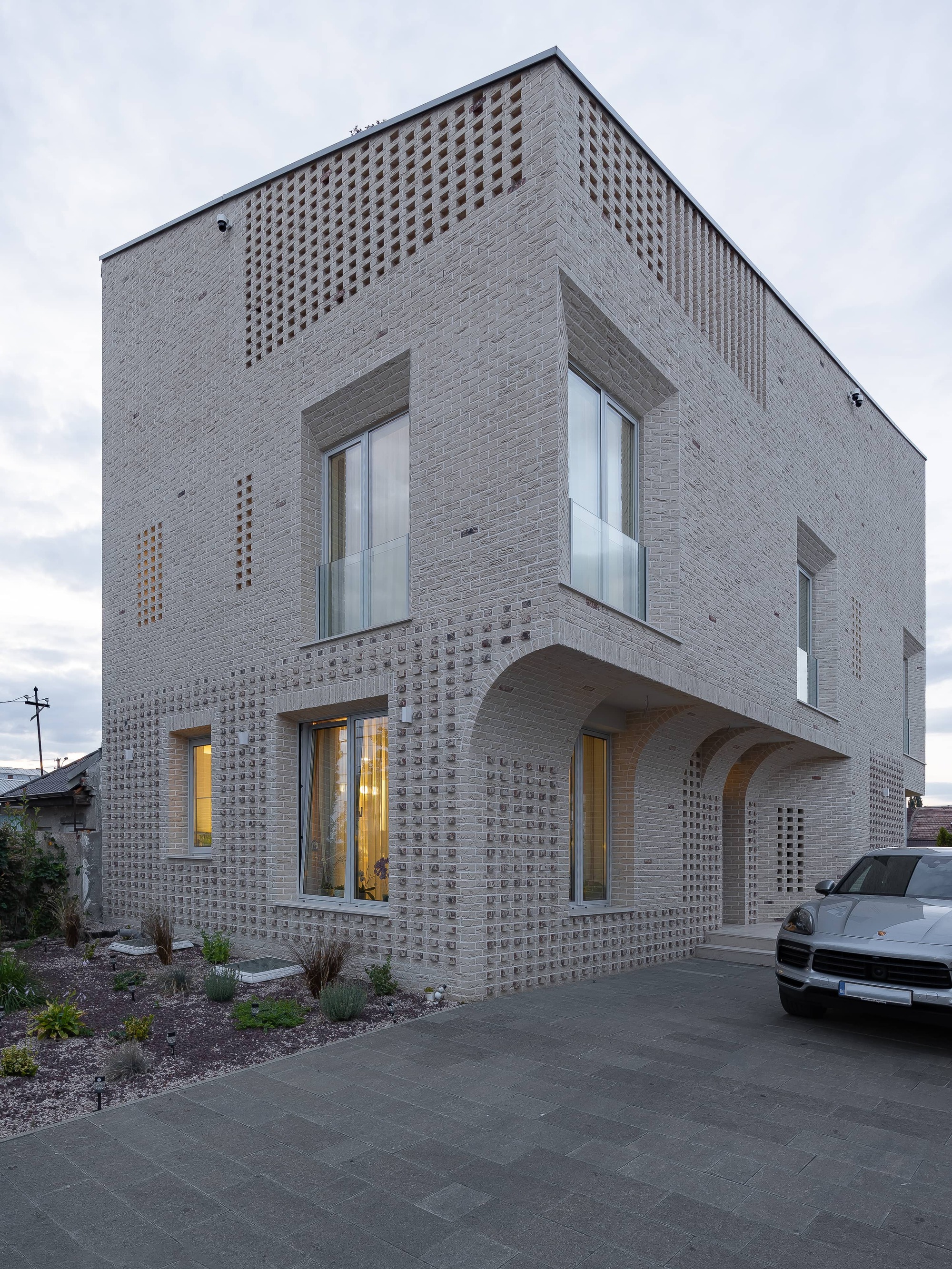 IG House / MoD studio-27