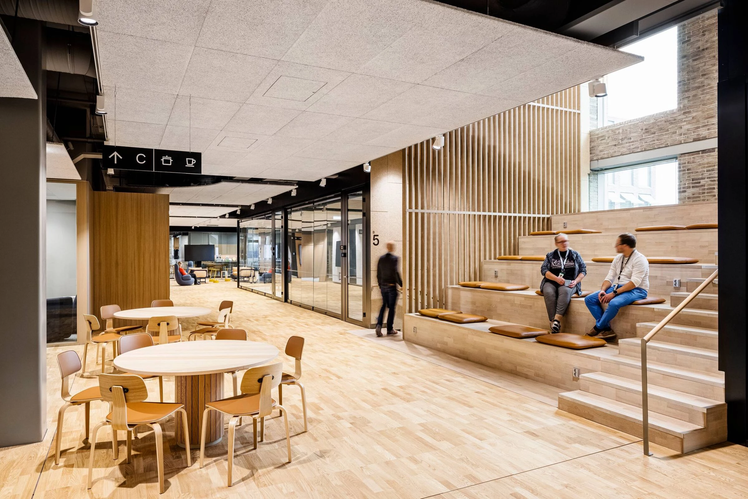 城市环境屋丨芬兰赫尔辛基丨Lahdelma & Mahlamäki Architects-34