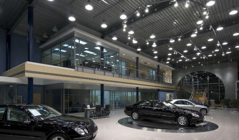 奔驰北京天安店4S店设计展示-22