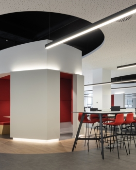 色彩斑斓的创意办公室 · CGI Offices  Lisbon丨葡萄牙里斯本丨DONE Design To Build