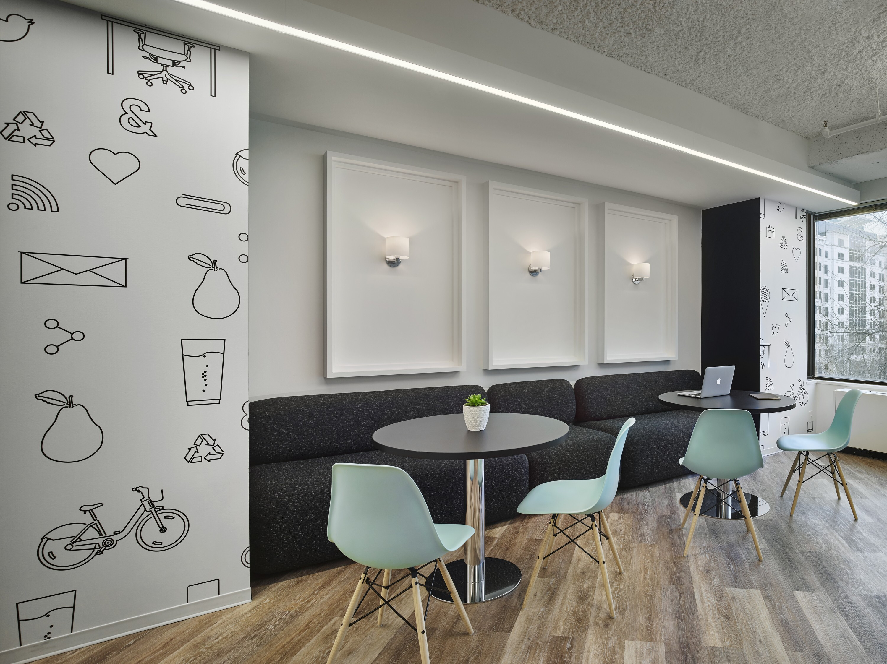 MakeOffices 办公空间 | 木纹 vinyl 地板的创意应用-32