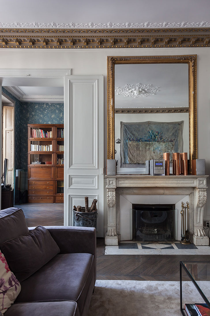 巴黎风情公寓 | 画饰与大胆色彩的完美融合-5