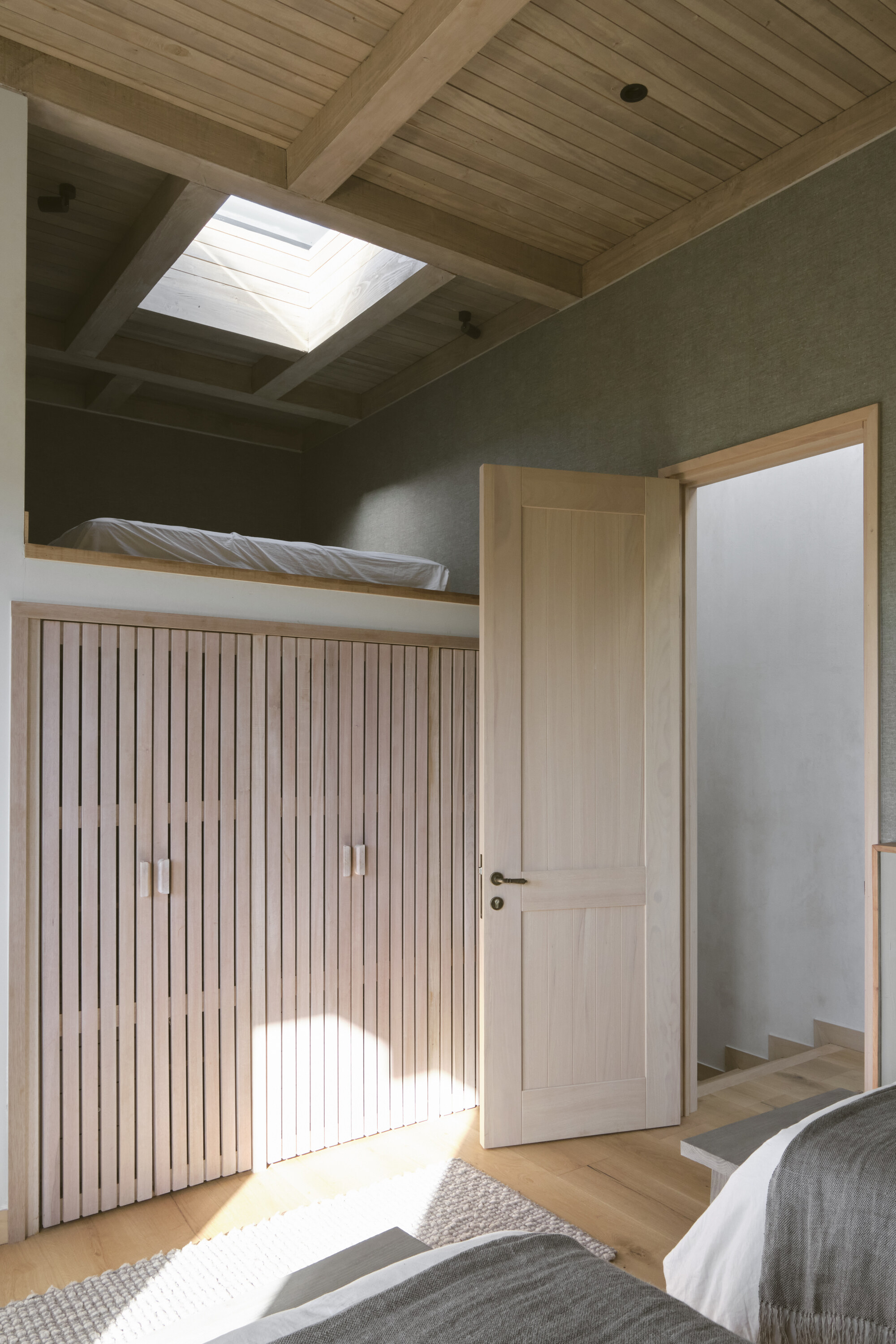 House EP / LOTE STUDIO + Ignacio Ferreira-57