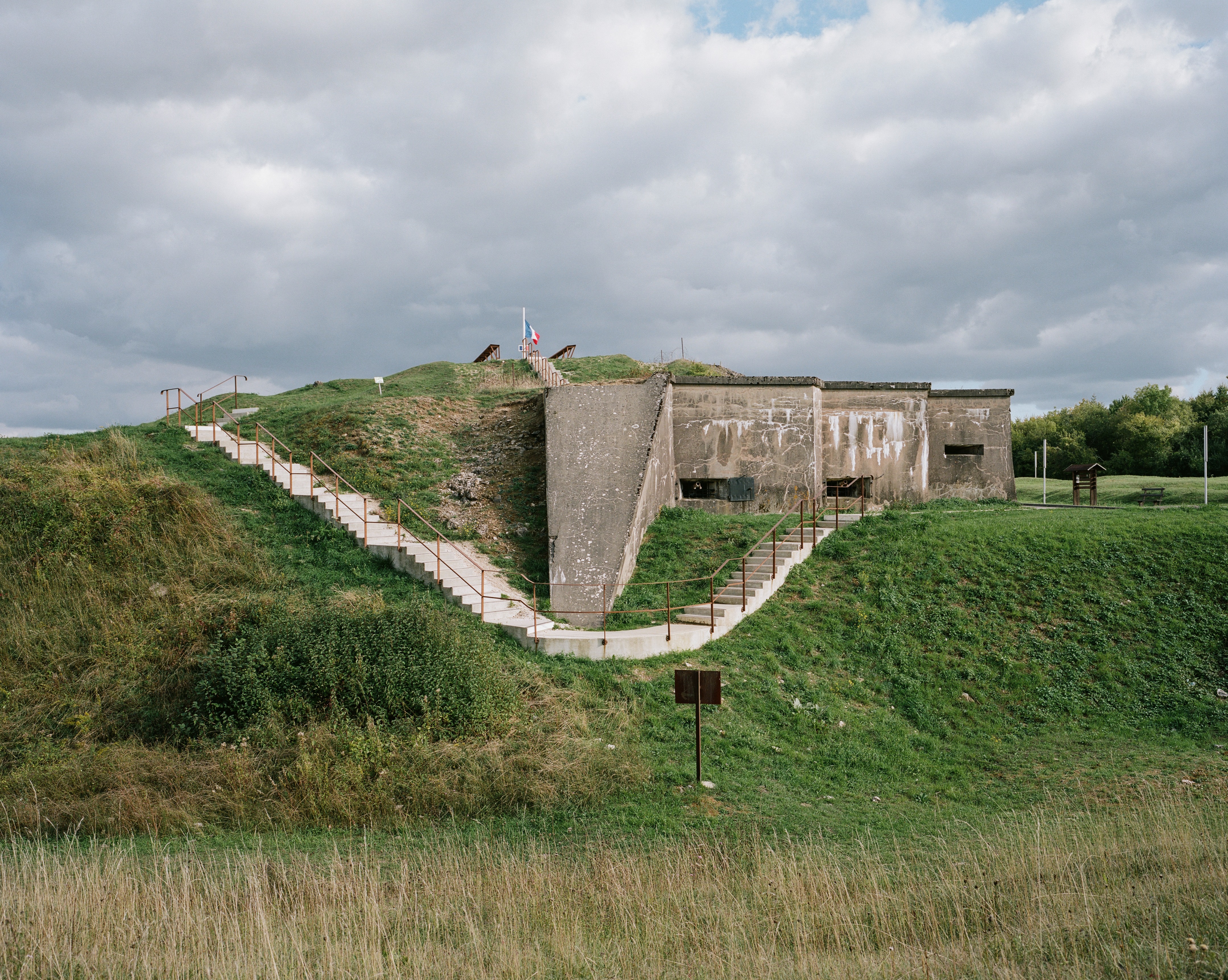 战争遗址的静默见证丨法国丨Chatillon Architectes-12