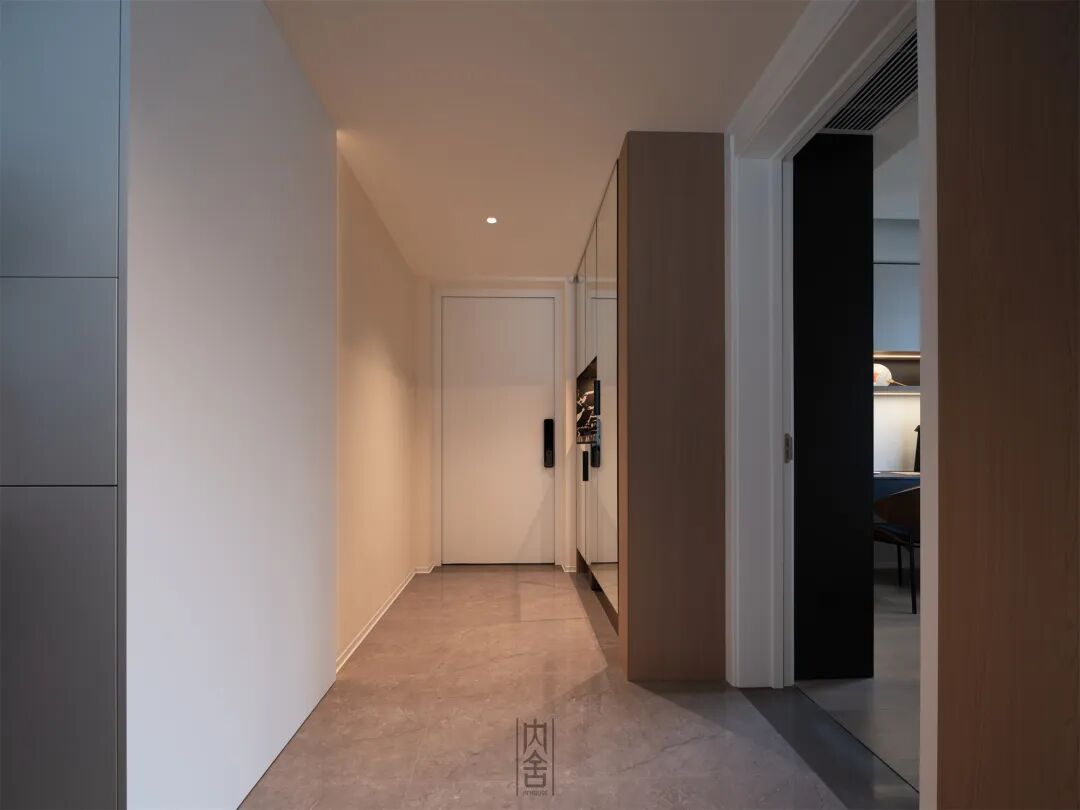 内舍软装丨128㎡奶油意式风，打破传统横厅布局，让空间更宽敞！-10