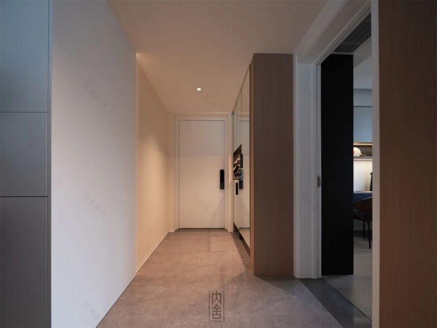 内舍软装丨128㎡奶油意式风,打破传统横厅布局,让空间更宽敞!-10