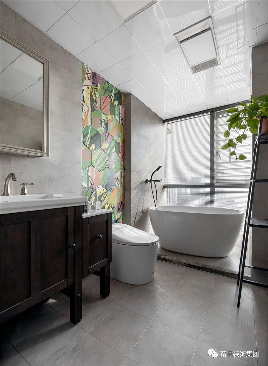 142㎡光影流动,现代简约横厅大开间家-41