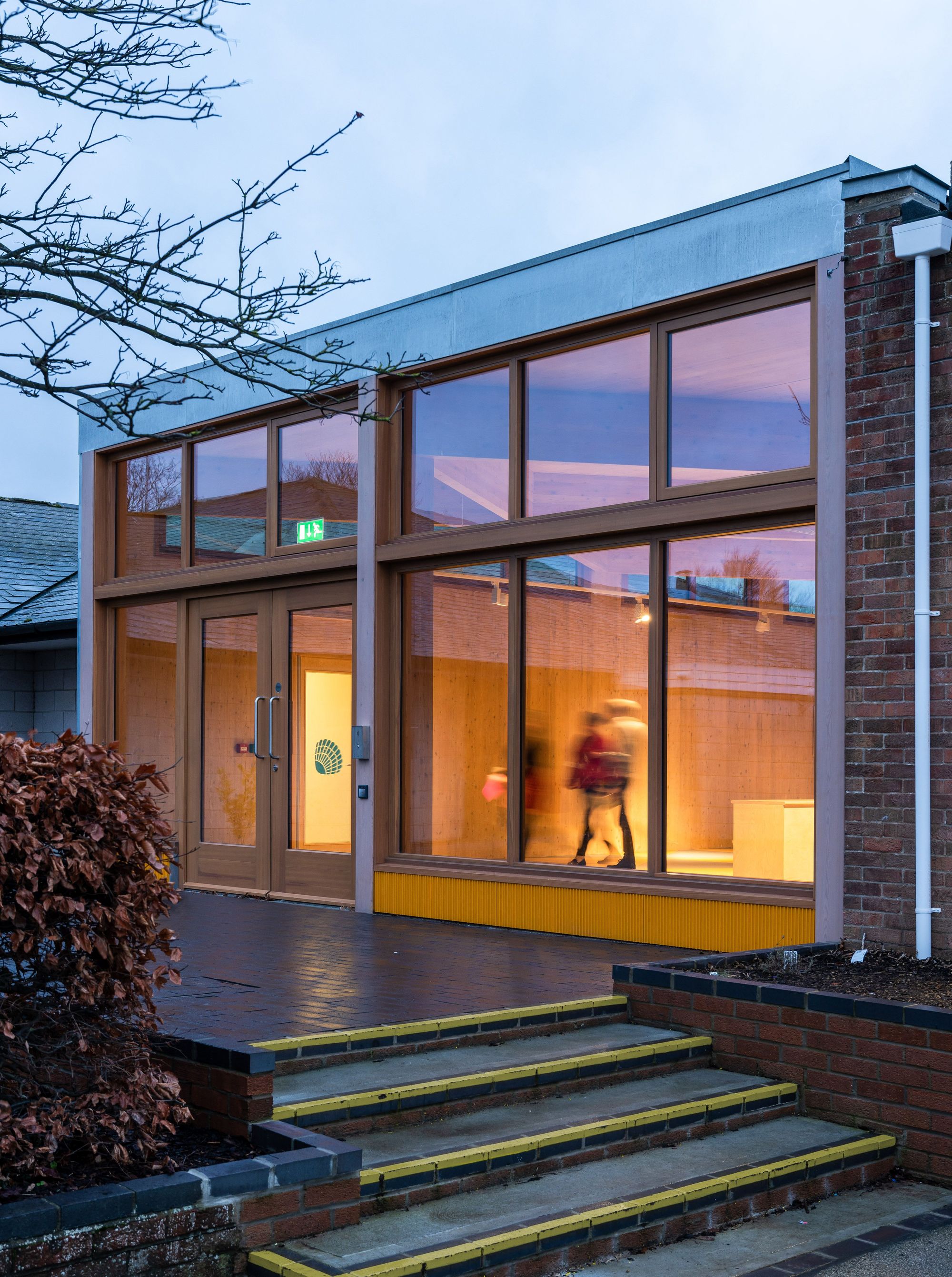 Wroughton Academy / DK-CM-24