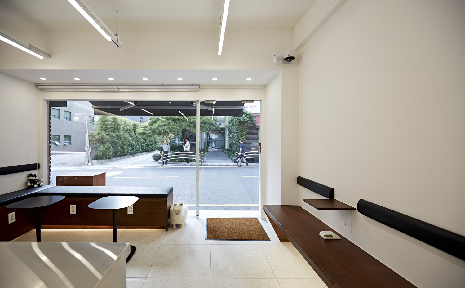 三星洞咖啡厅，15 坪极简空间设计-6