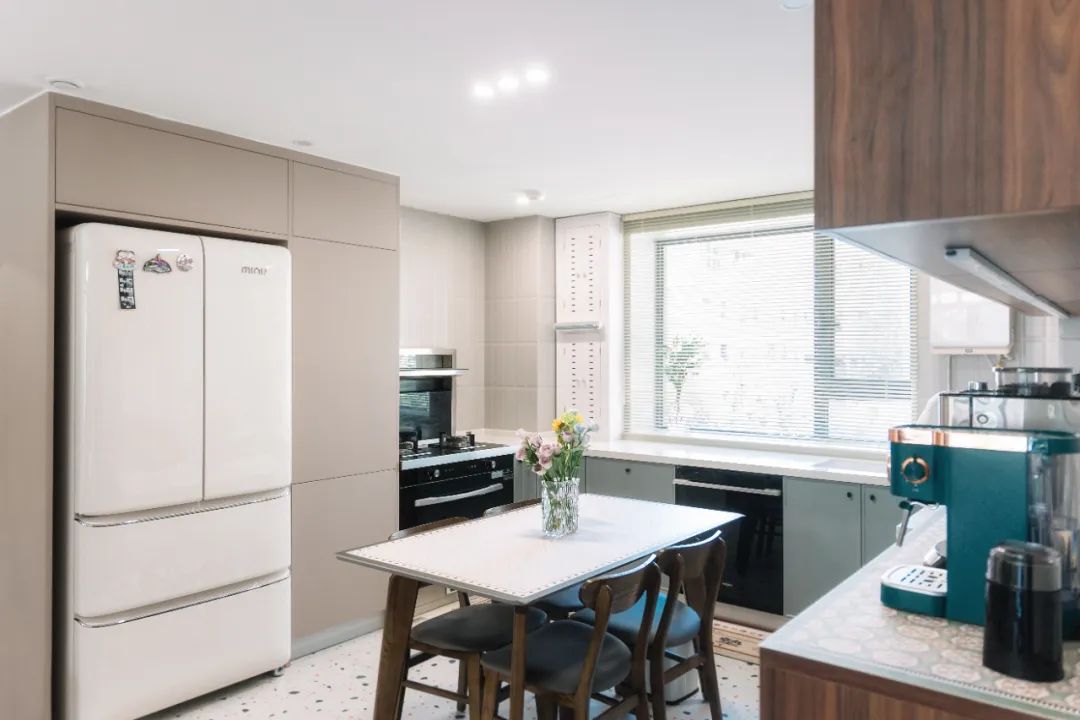 烟火气与浪漫风并存的复古小法式-49