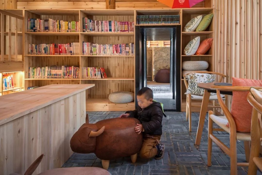 彩虹居然出现在家里？-135