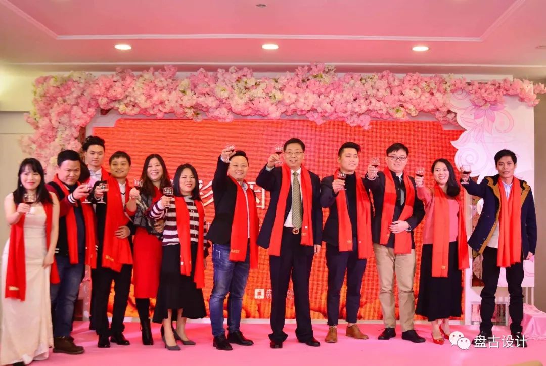 盘古空间 2018 贺年晚会精彩纷呈,室内设计打造温暖氛围-81