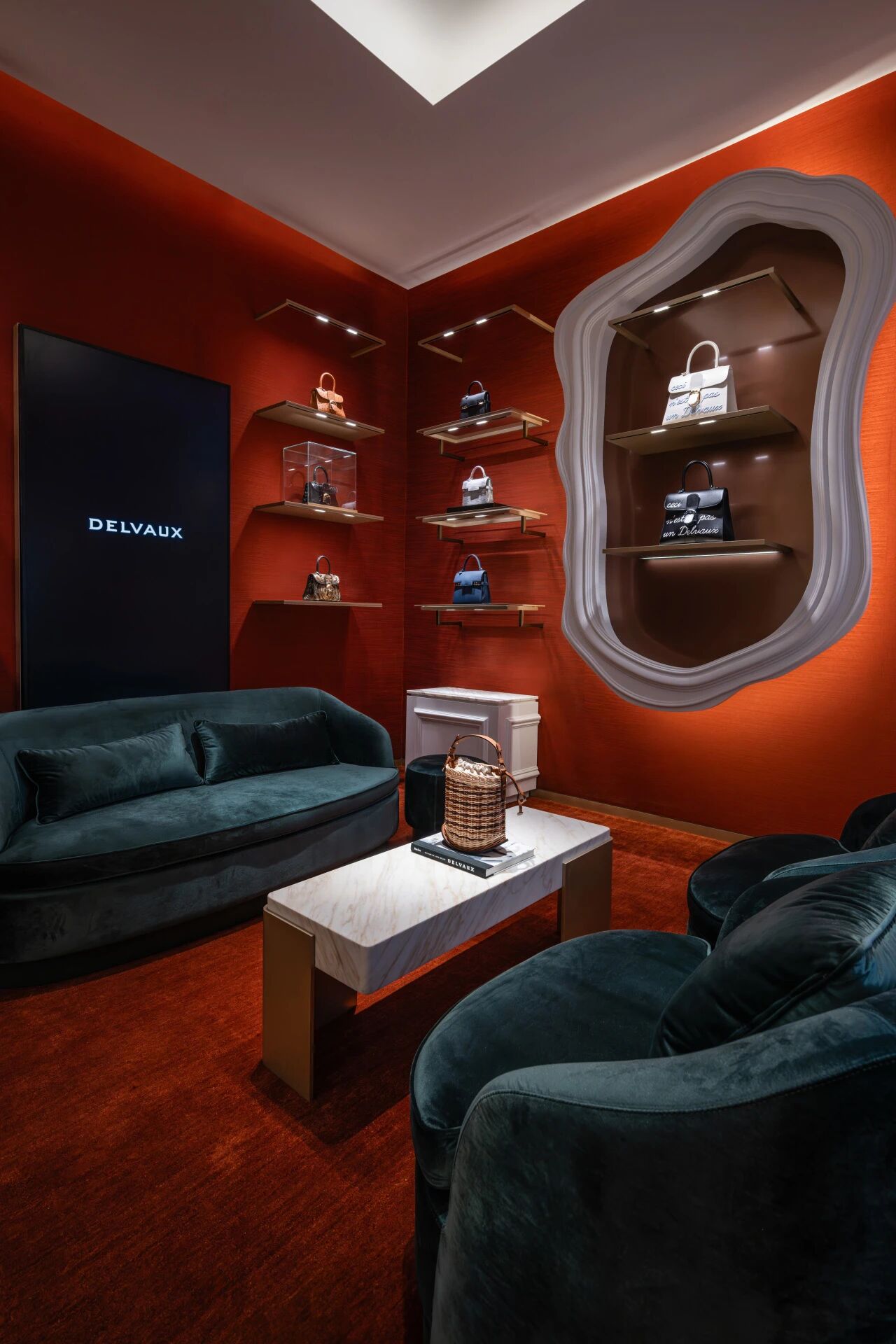 新作|德尔沃Delvaux亚洲精品店 Vudafieri Saverino Partners-31