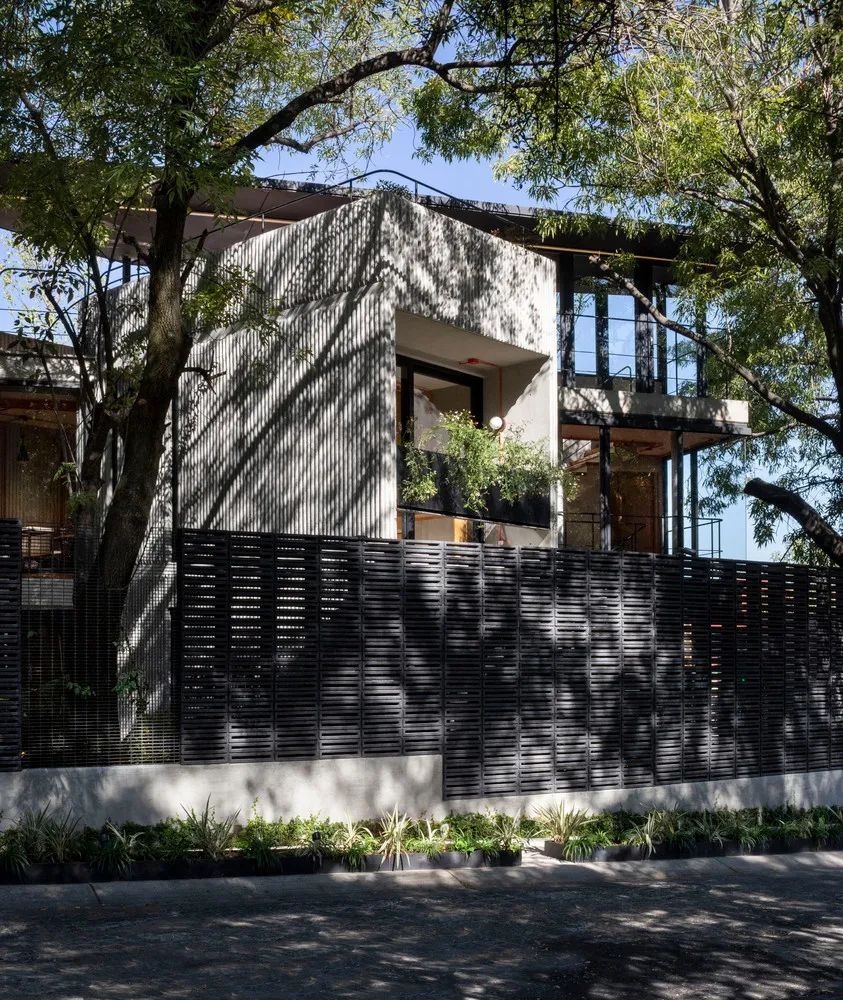 学生共享生活社区 · Interlomas 公寓丨墨西哥墨西哥城丨勾勾手设计网-16