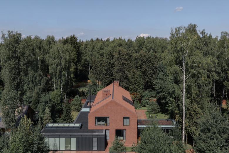 特罗伊茨克的私人住宅丨RussiaMoscow丨Sergey Skuratov Architects-3