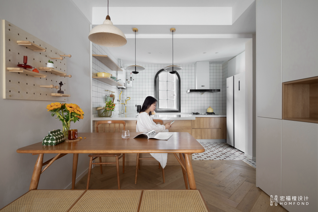 原木+奶茶色，随性自由的治愈空间 | 宏福樘设计-20