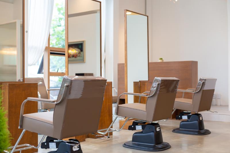 极简黑白风，打造精致理发店空间-16