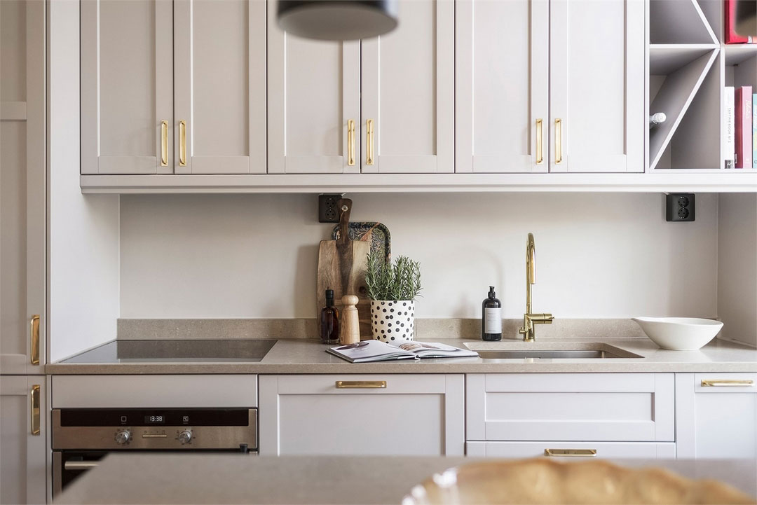 斯德哥尔摩公寓 | 厨房里的儿童房,独特的设计亮点-12