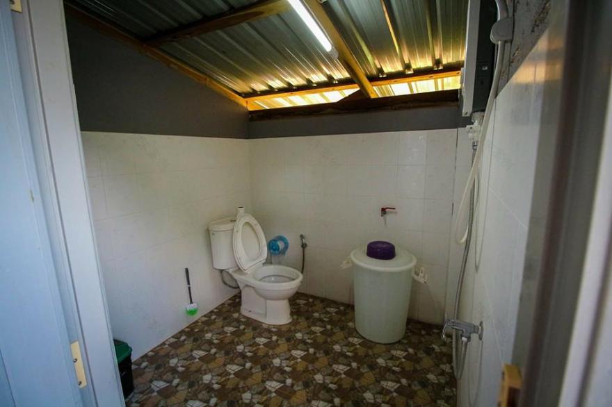 泰国传统高脚木屋民宿丨泰国素可泰-20