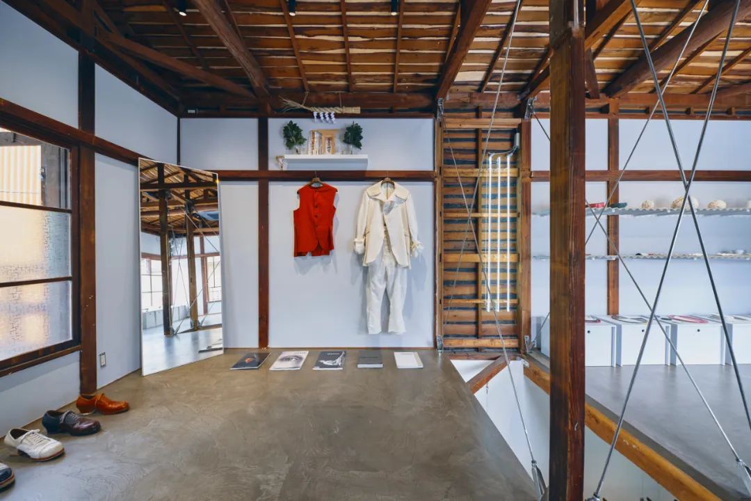 Vase 小型精选服装店丨日本丨Kii Inc.-11